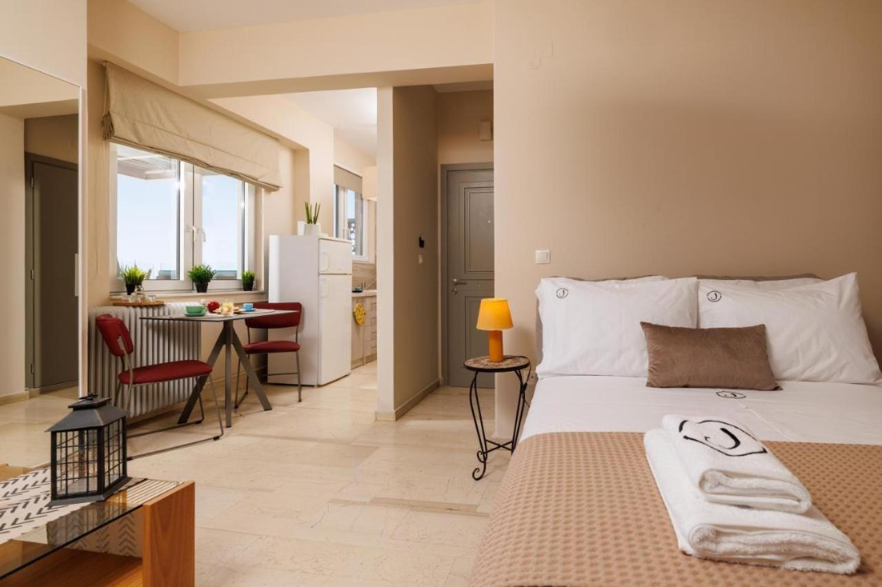Jolly Suites Heraklion  ภายนอก รูปภาพ
