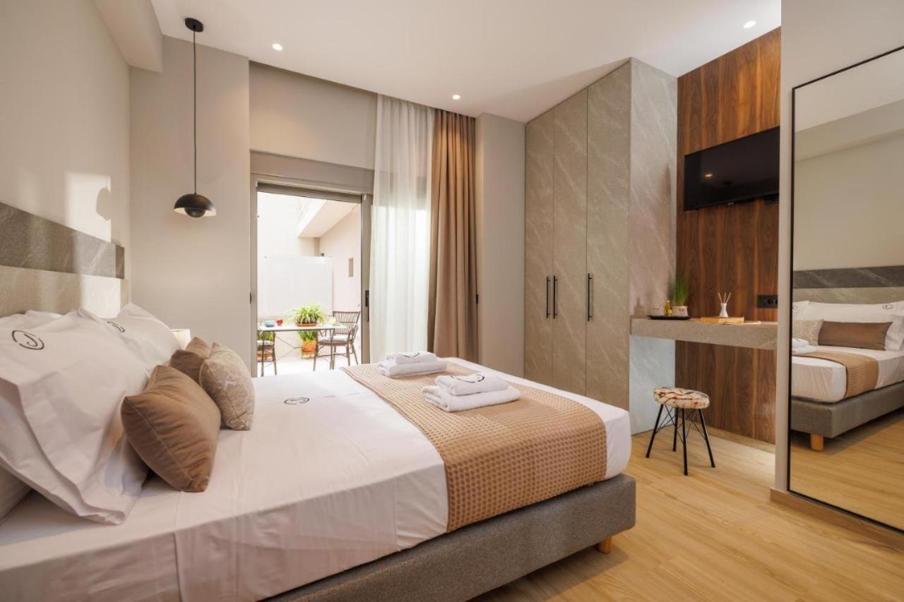 Jolly Suites Heraklion  ภายนอก รูปภาพ