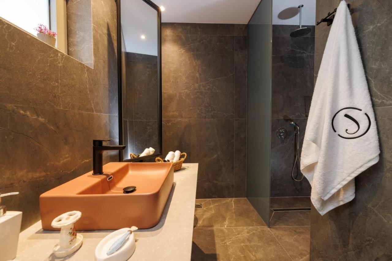 Jolly Suites Heraklion  ภายนอก รูปภาพ