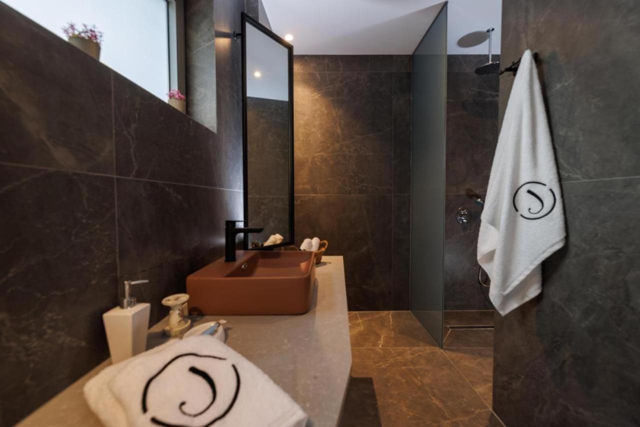 Jolly Suites Heraklion  ภายนอก รูปภาพ